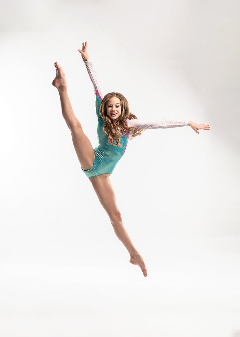 Gymnast in jumping pose, variation 9