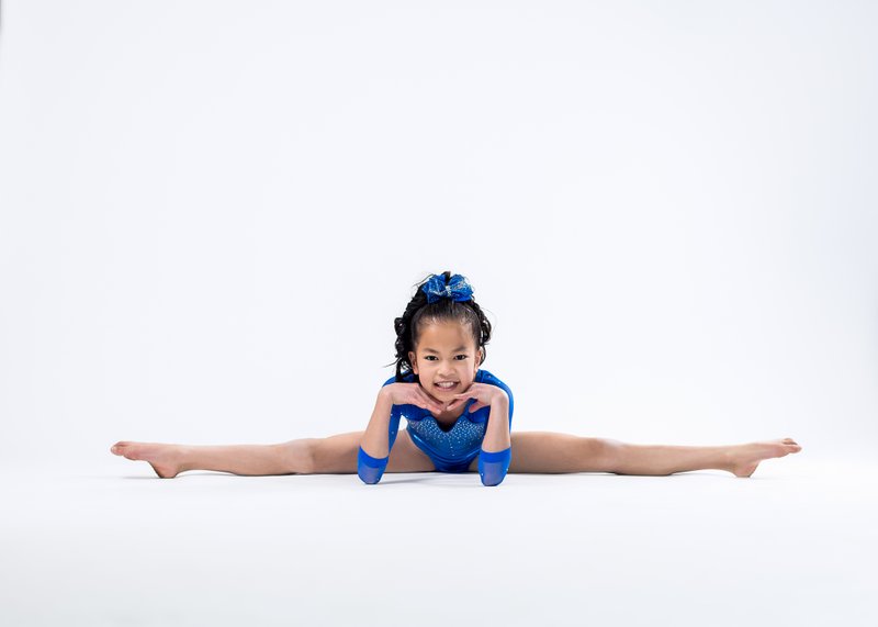 Gymnast in splits pose, variation 13